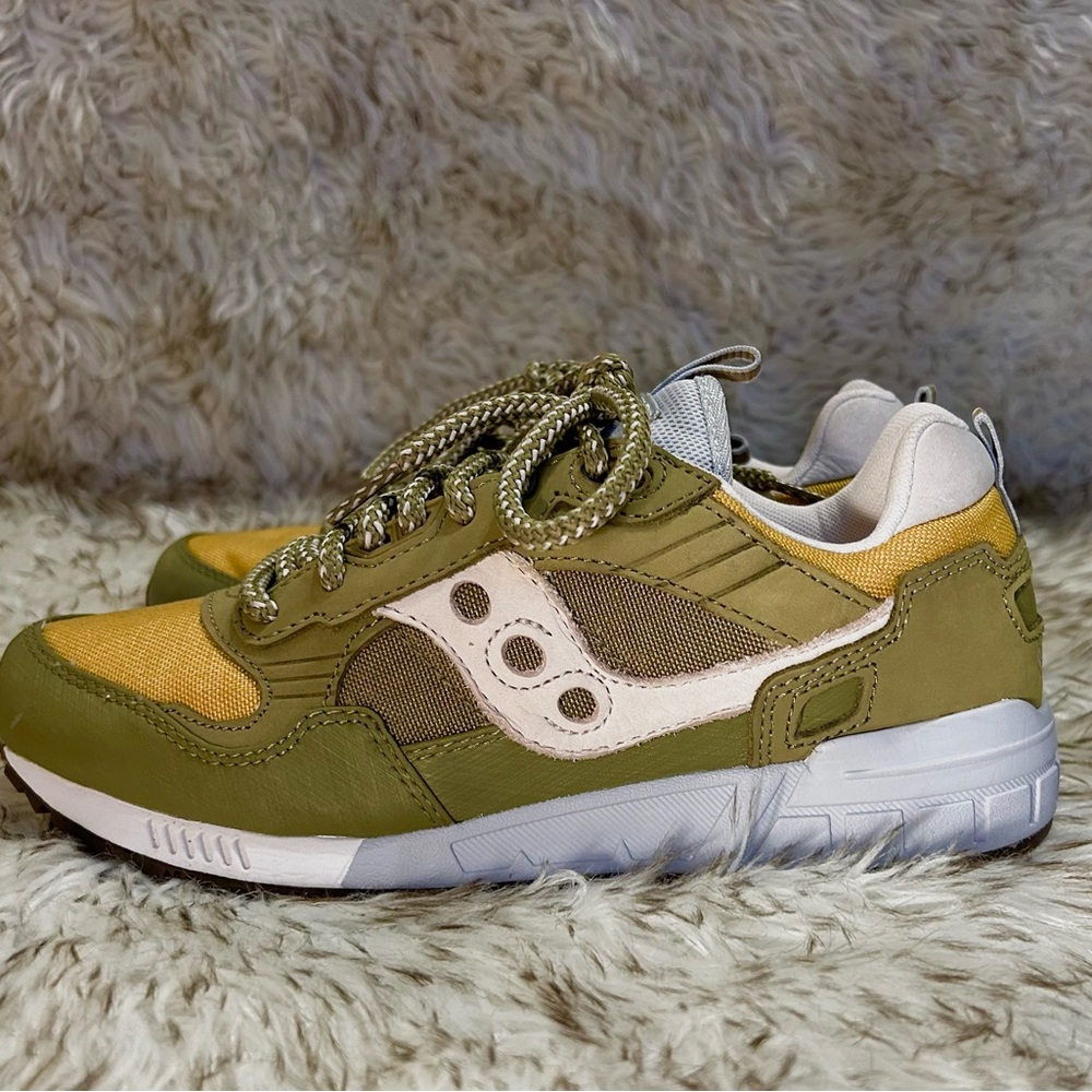 Saucony Sneakers